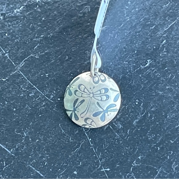 Elegant Sterling Silver 925 Dragonfly Pendant - Picture 2 of 9